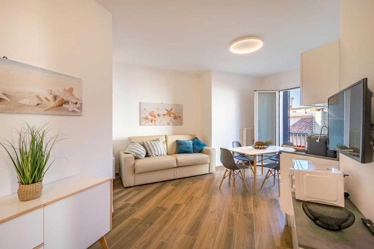 Ferrari Apartments Levante 卡奥莱 外观 照片