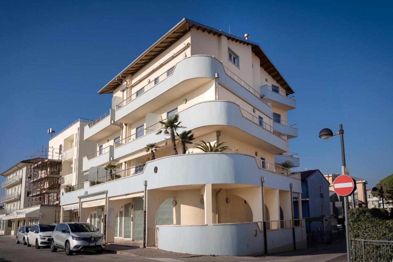 Ferrari Apartments Levante 卡奥莱 外观 照片