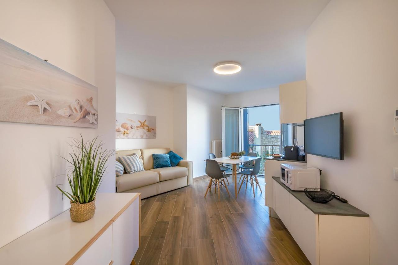 Ferrari Apartments Levante 卡奥莱 外观 照片