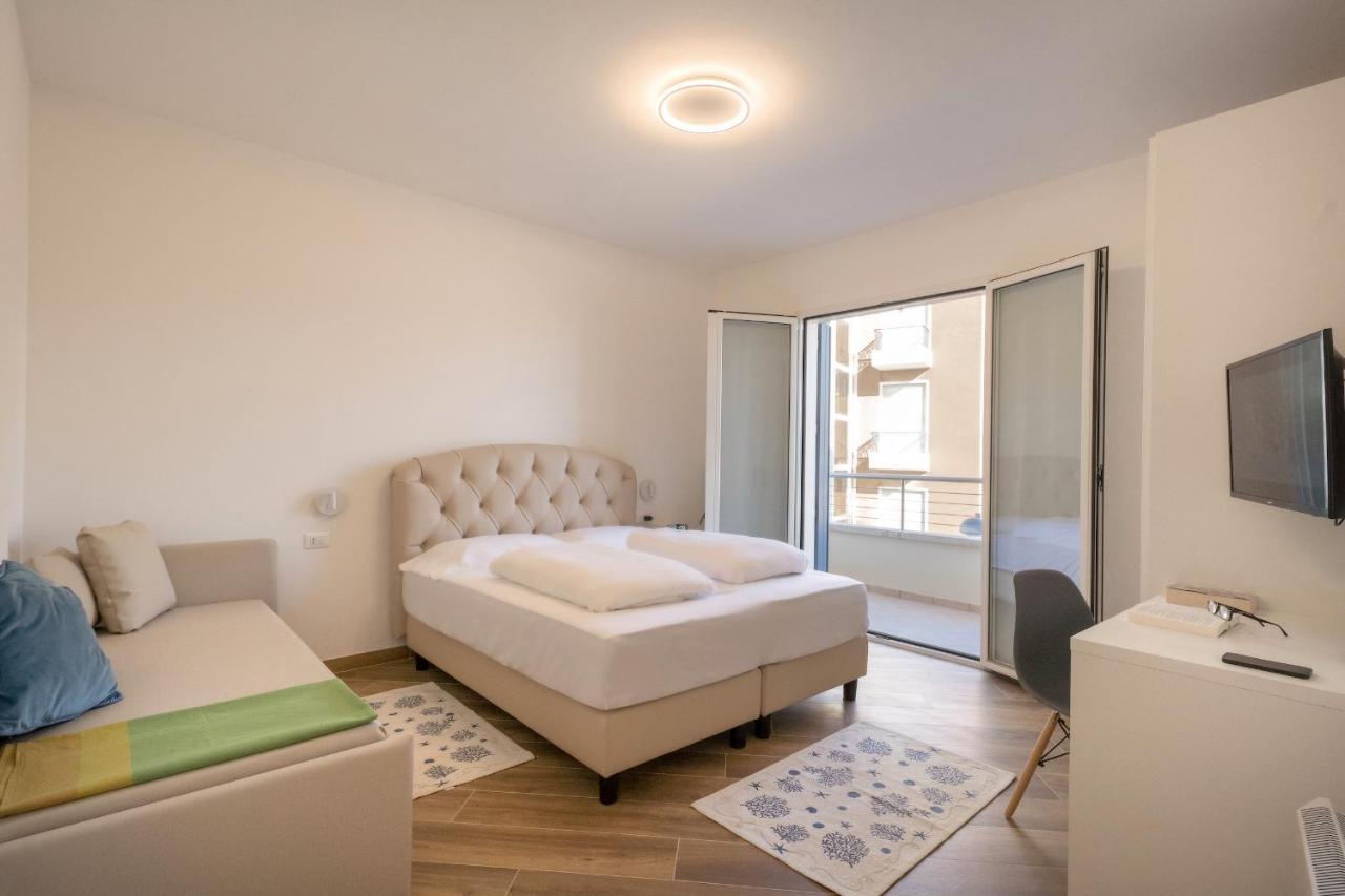 Ferrari Apartments Levante 卡奥莱 外观 照片